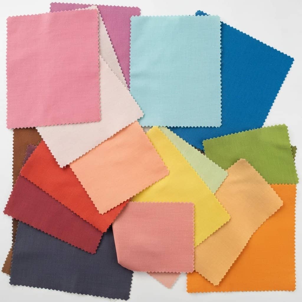 Koło barw: jak łączyć kolory ubrań?